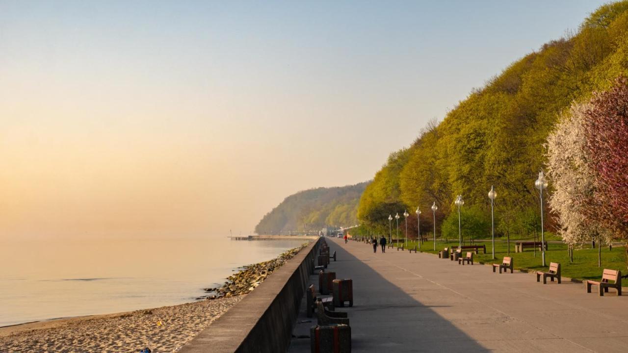 Plac Unii - Baltic Sands Premium Apartments Gdynia Exterior foto
